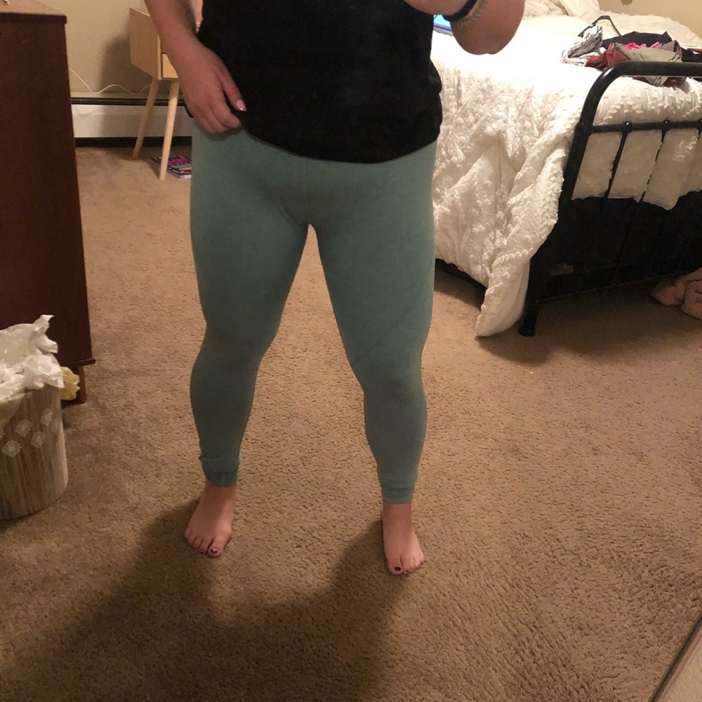 Light blue alphalete leggings